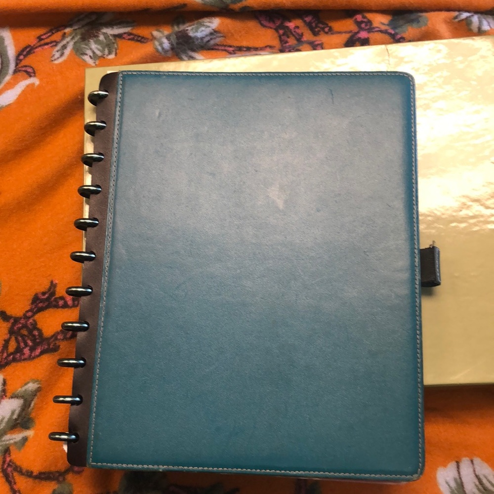 Levenger executive folio letter size